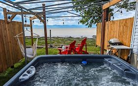Chalet #10 - Spa & Fireplace